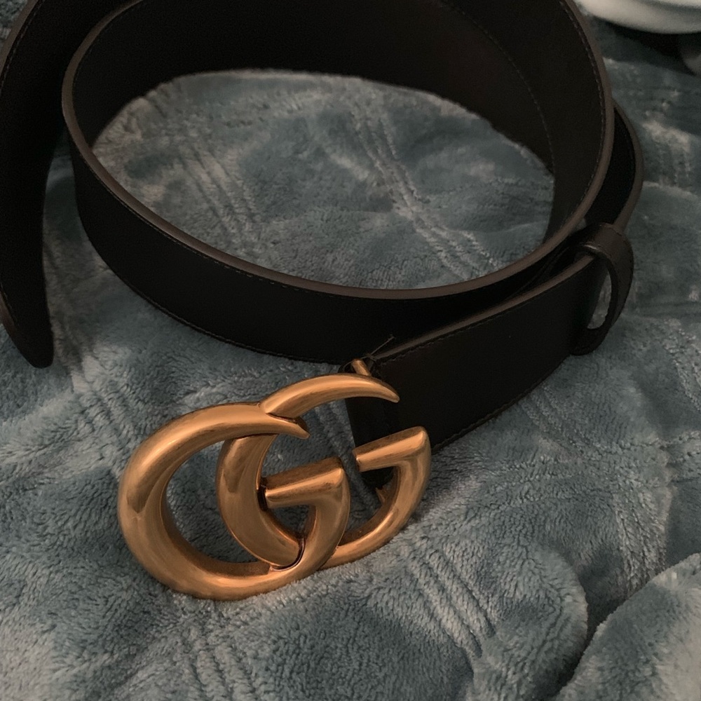 SOLD 💕 Gucci Double G Belt - Picture 3 of 6